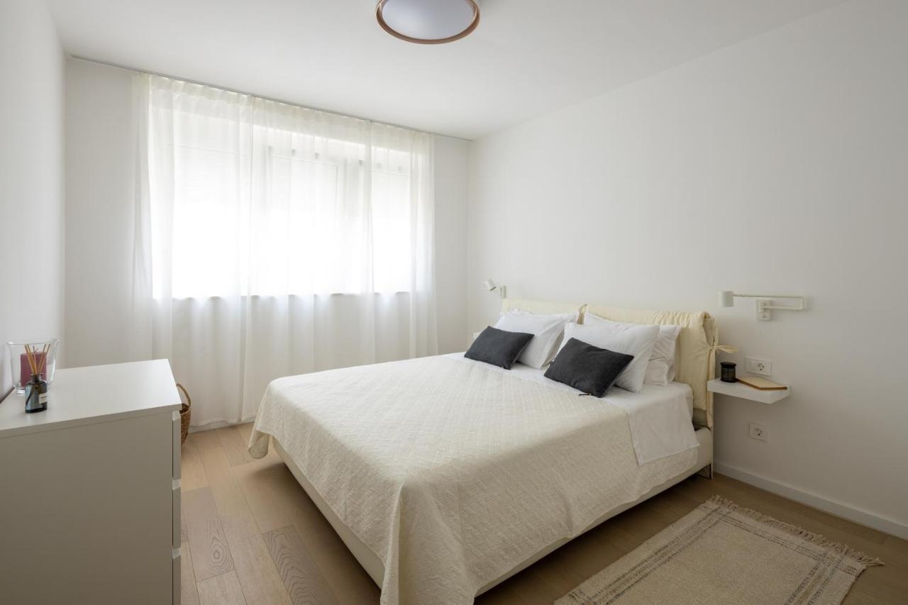 Apartment Nova 4* Dugi Rat Exterior photo
